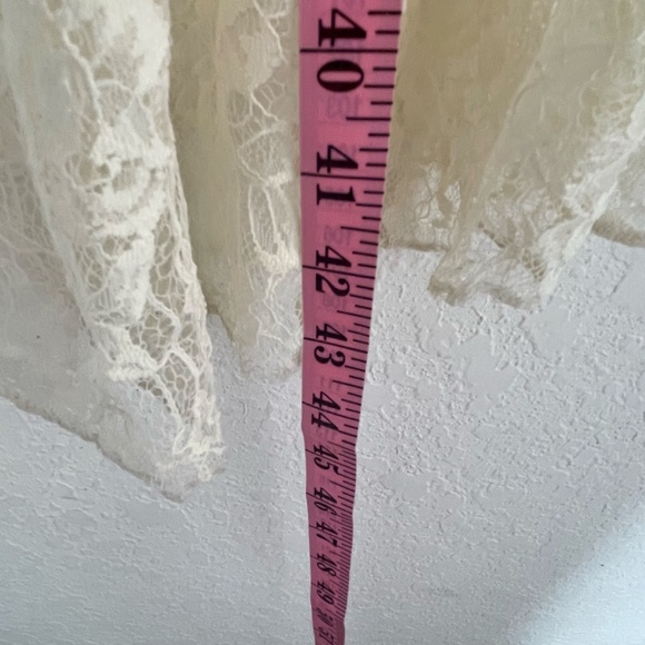 Alice + Olivia NWT Hi Lo Lace Midi Skirt Size 2 Ivory Sheer Lined - Picture 15 of 16